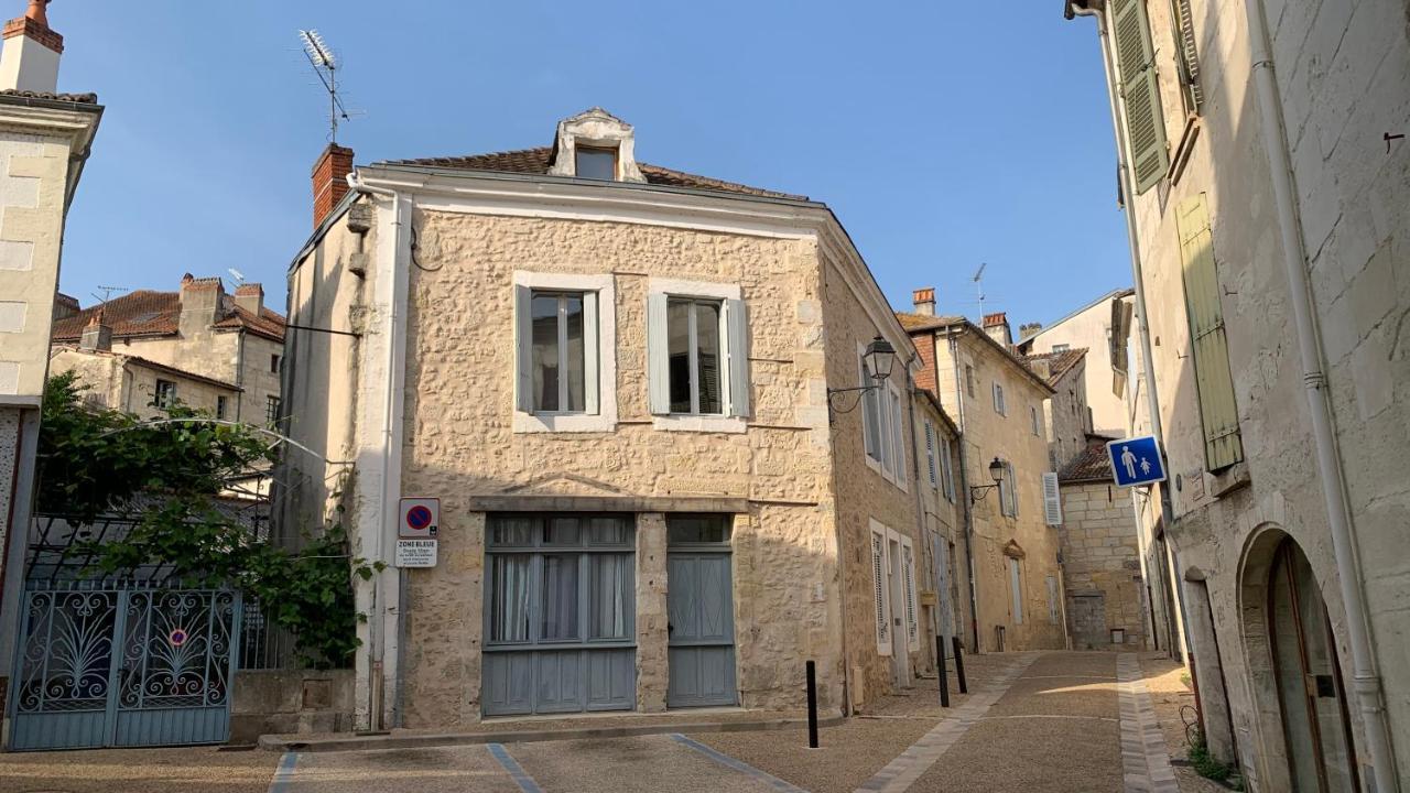 Appartement T2 Hyper Centre A Perigueux 1 Chambre Lou Chabrol Exterior foto